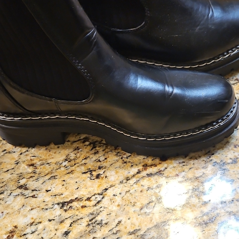 Sam And Libby Size 8 Elegant Black Leather Boots with Logo Detail - Picture 4 of 8